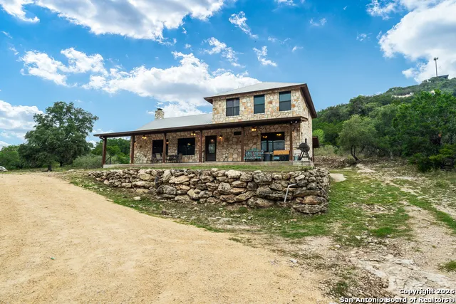 1539 River Road Concan, TX 78838