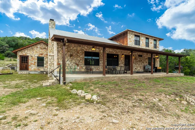 1539 River Road Concan, TX 78838