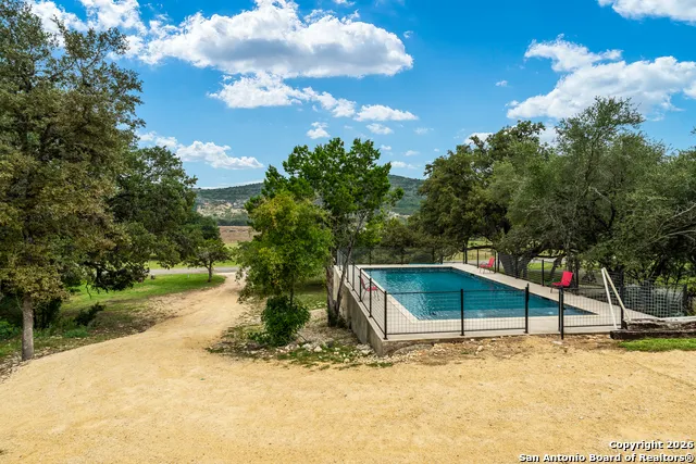 1539 River Road Concan, TX 78838