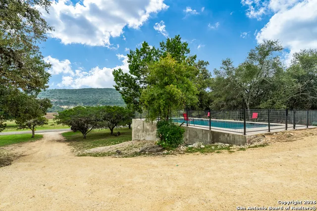 1539 River Road Concan, TX 78838