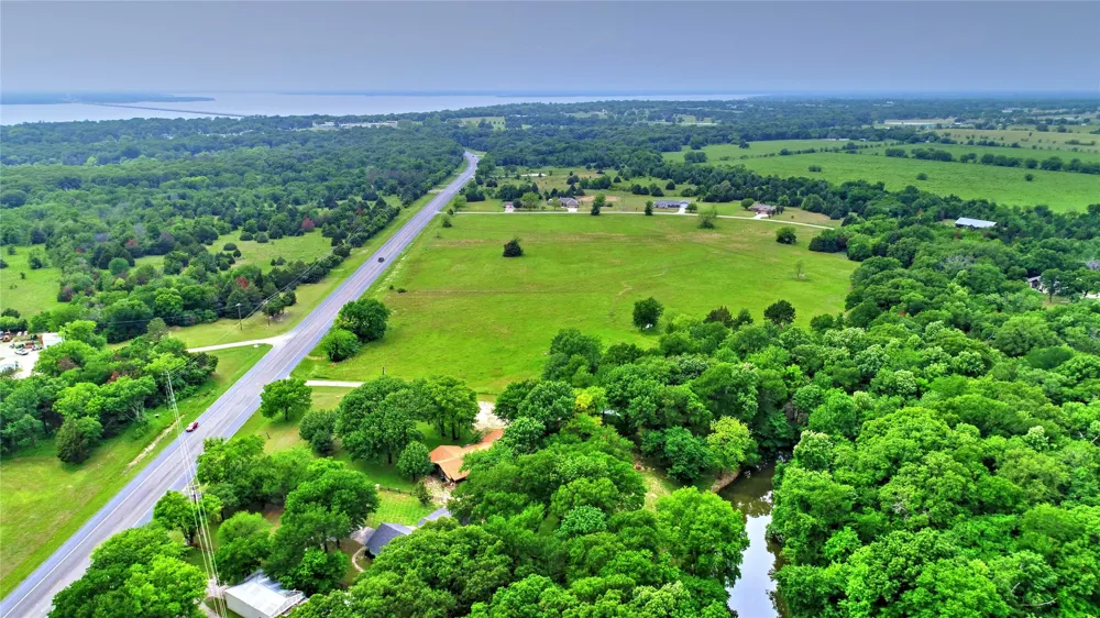 Center Drive Point, TX 75472