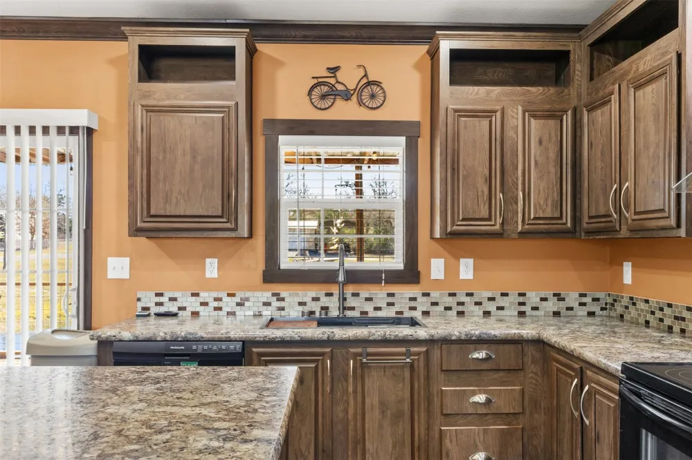 4919 County Road 416 Somerville, TX 77879