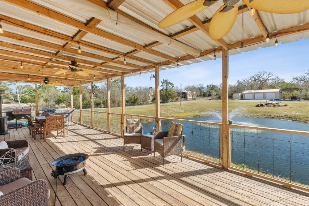 4919 County Road 416 Somerville, TX 77879