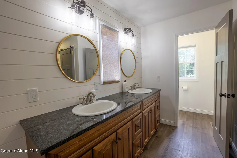 1588 Sunrise Road Bonners Ferry, ID 83805