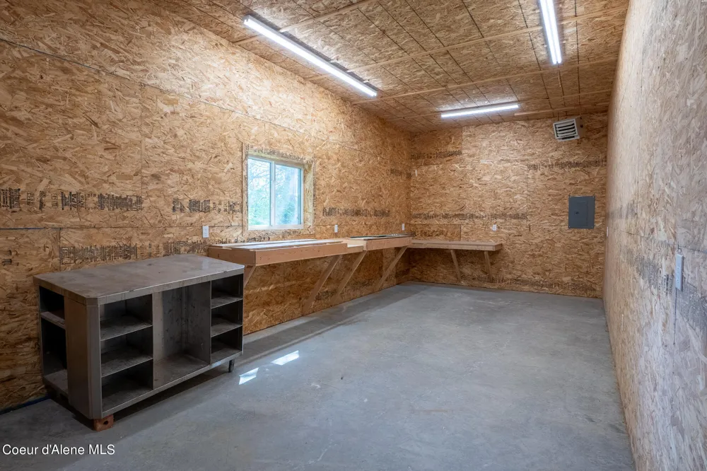 1588 Sunrise Road Bonners Ferry, ID 83805