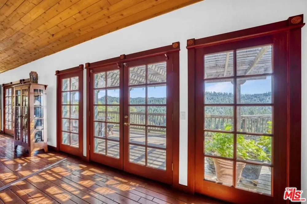 20799 Highway 128 Yorkville, CA 95494
