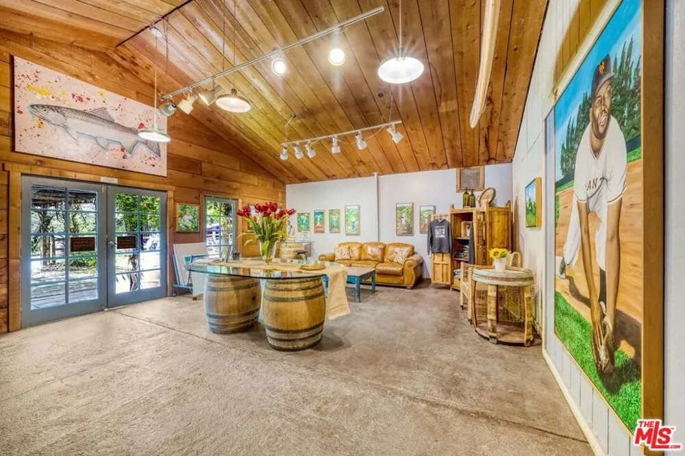 20799 Highway 128 Yorkville, CA 95494