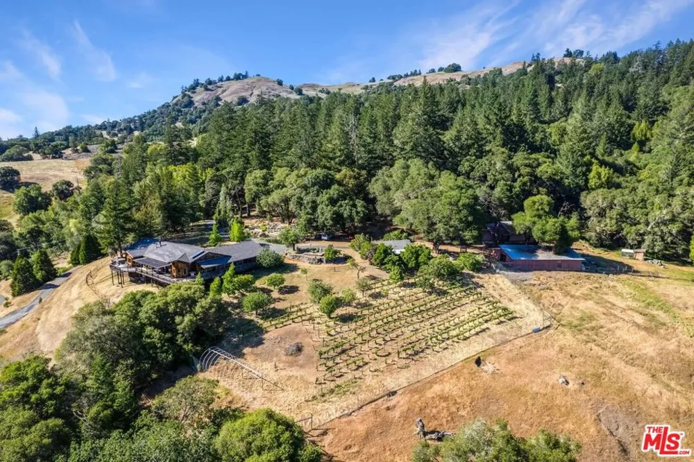 20799 Highway 128 Yorkville, CA 95494