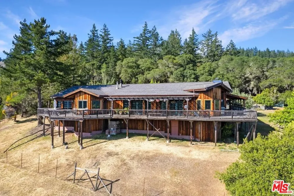 20799 Highway 128 Yorkville, CA 95494