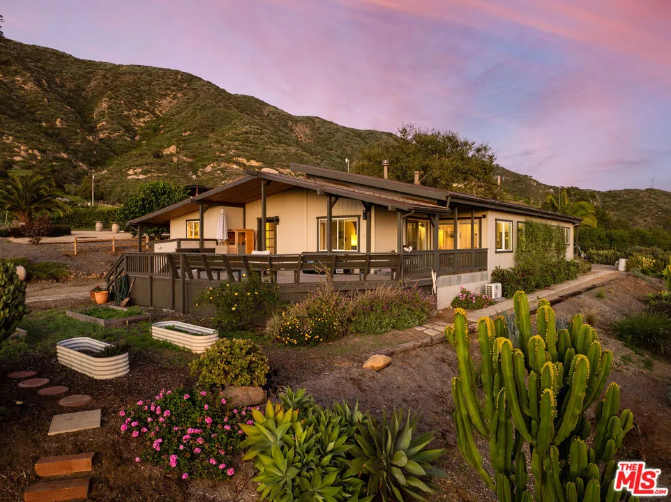 4488 Foothill Road Carpinteria, CA 93013