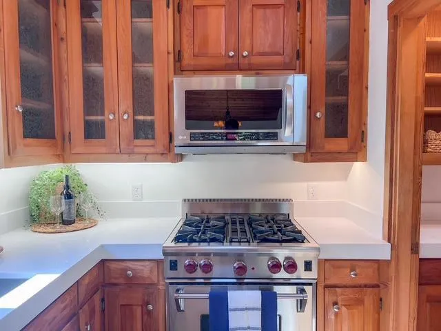442 Corral De Tierra Road Salinas, CA 93908