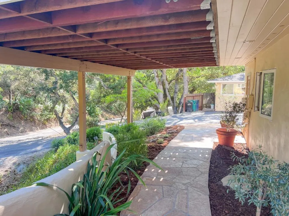442 Corral De Tierra Road Salinas, CA 93908