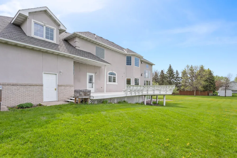 1407 15th Street Wahpeton, ND 58075
