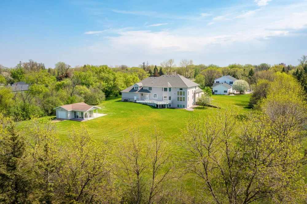 1407 15th Street Wahpeton, ND 58075