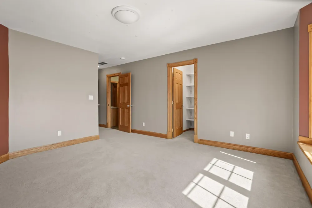 1407 15th Street Wahpeton, ND 58075
