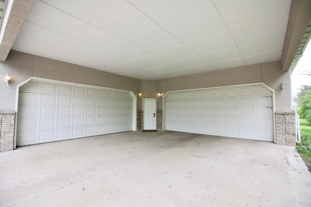 1407 15th Street Wahpeton, ND 58075
