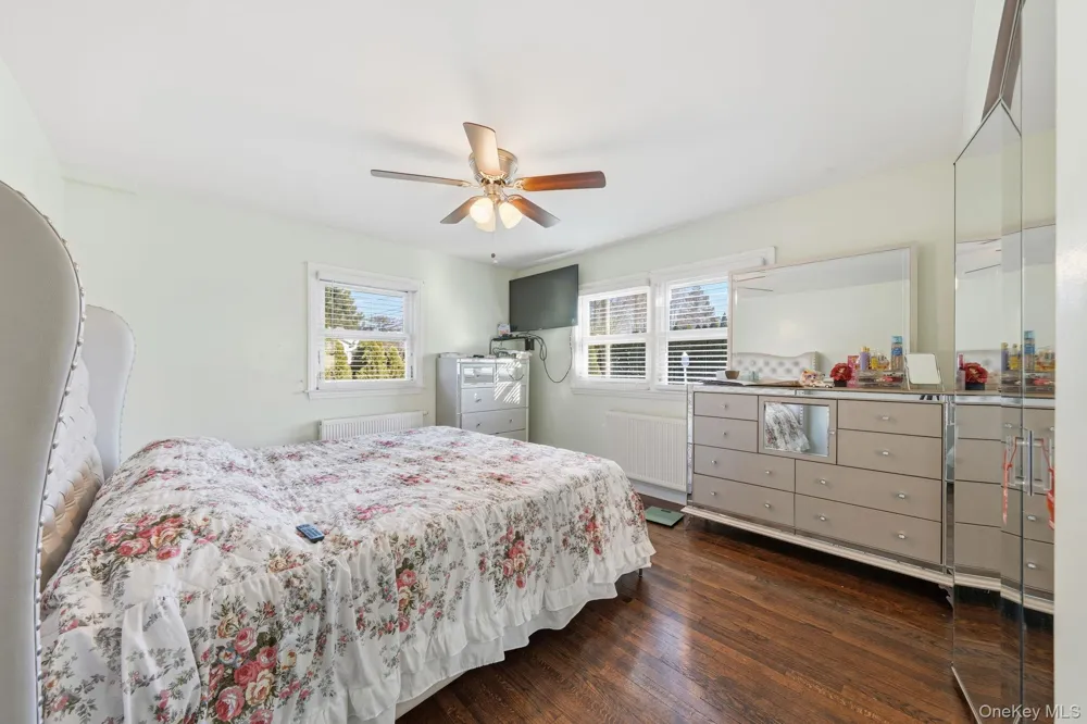 295 union Avenue Lynbrook, NY 11563