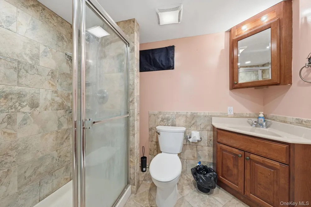 295 union Avenue Lynbrook, NY 11563
