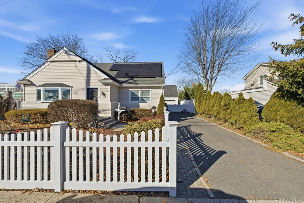295 union Avenue Lynbrook, NY 11563