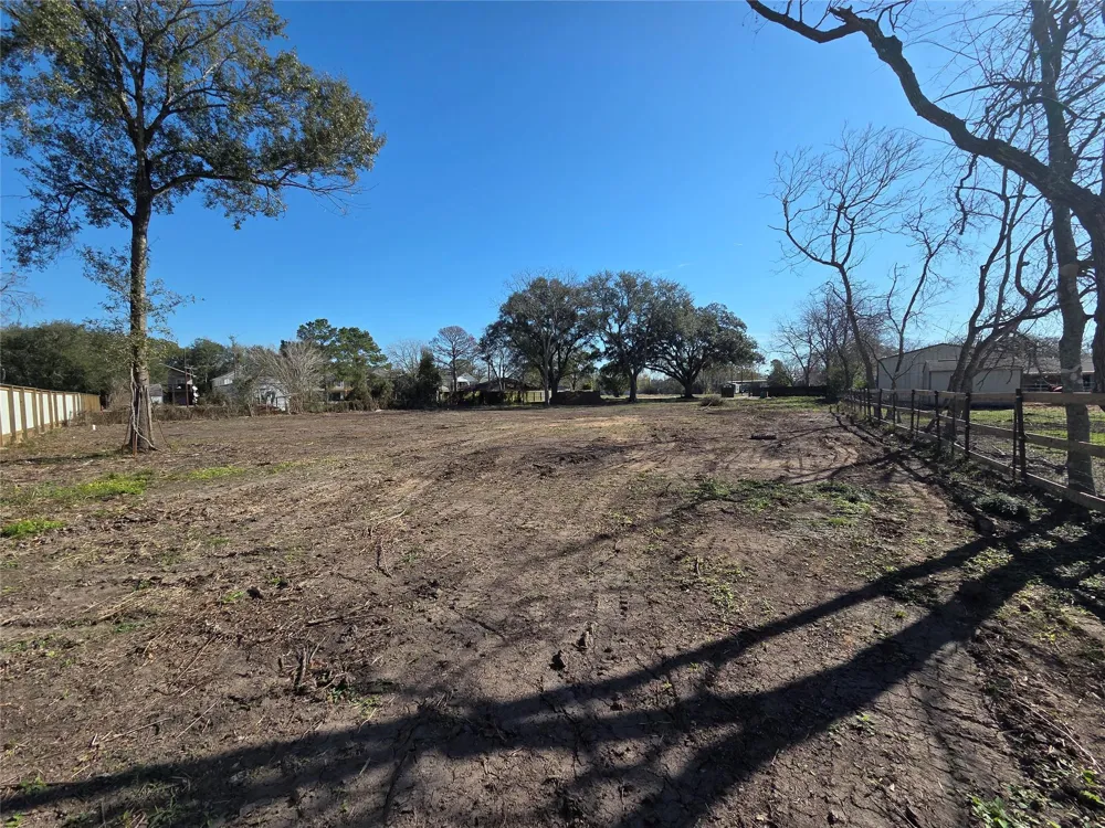 414 Gordy Road Bacliff, TX 77518