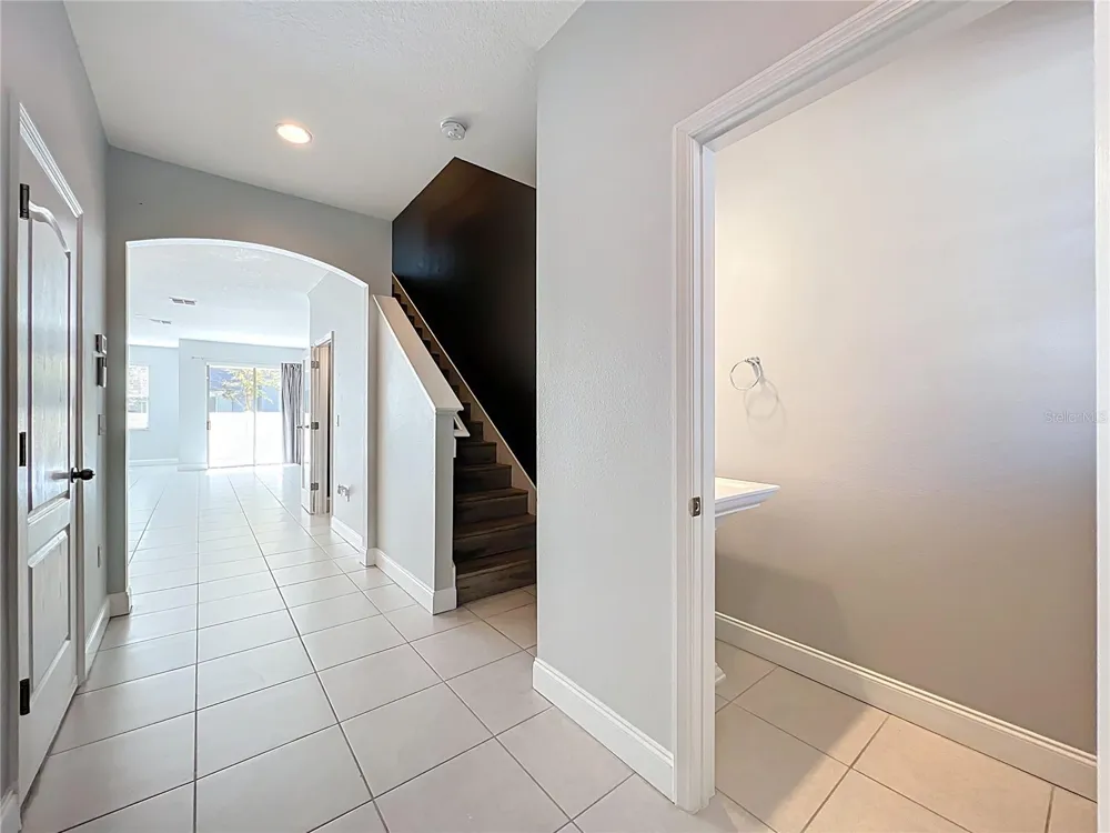 2592 ECON LANDING BOULEVARD Orlando, FL 32825