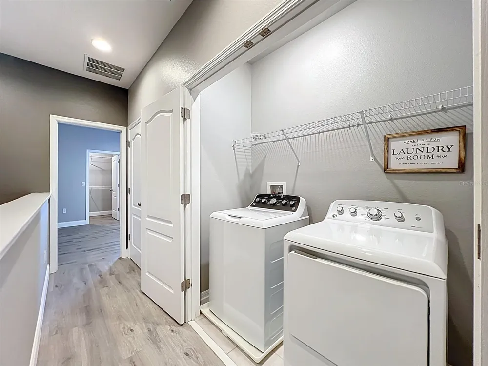 2592 ECON LANDING BOULEVARD Orlando, FL 32825