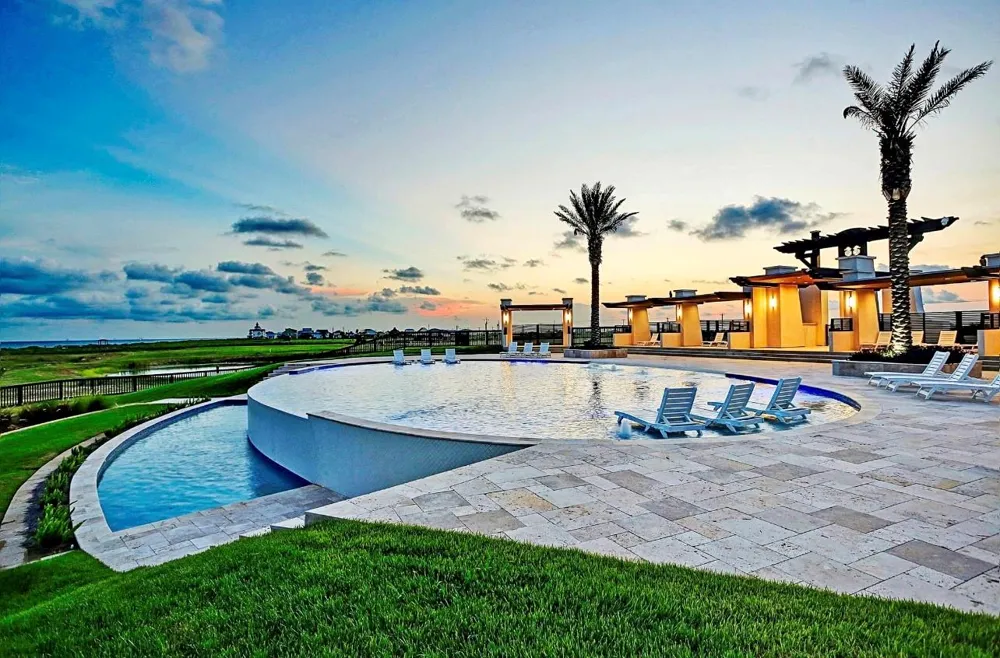326 Seagrass Gilchrist, TX 77617