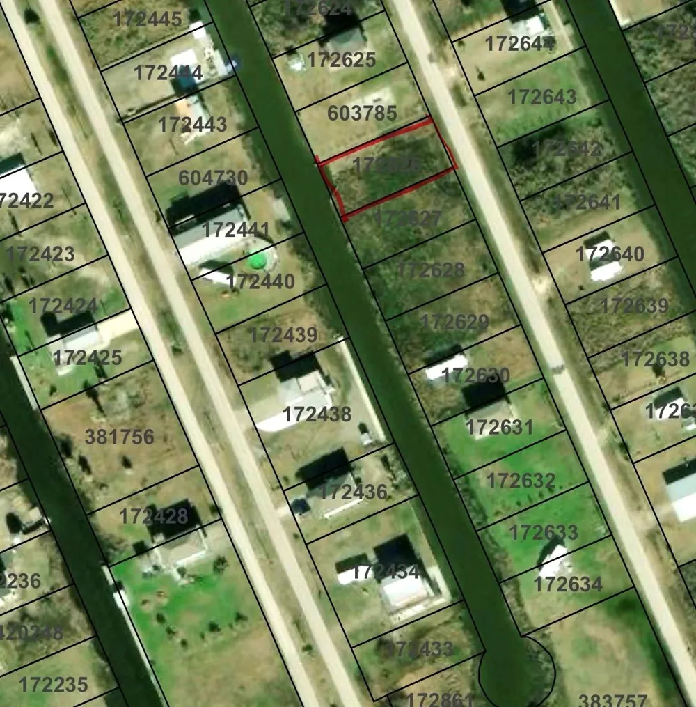 1057 Mabry Street Gilchrist, TX 77617