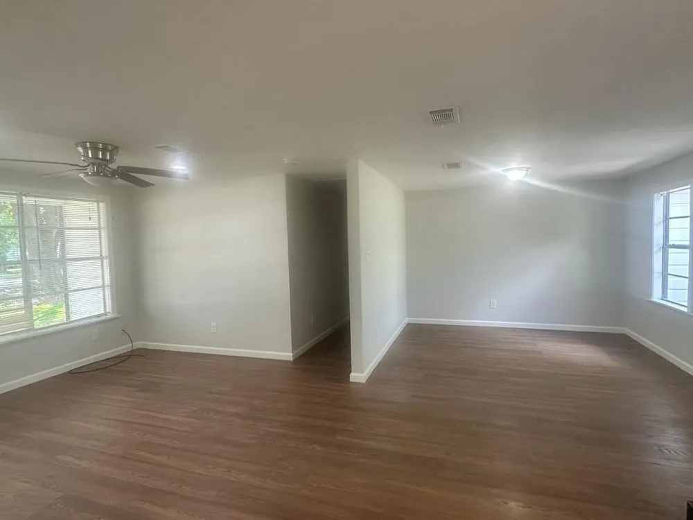 125 Kellum Street Liberty, TX 77575