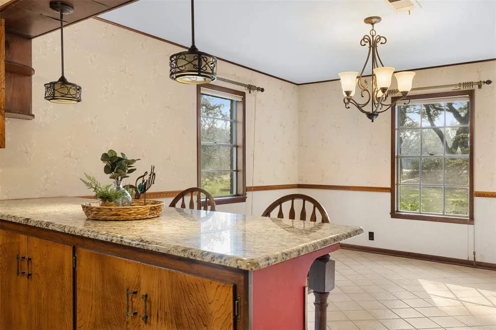 1273 Highway 90a W Sheridan, TX 77475