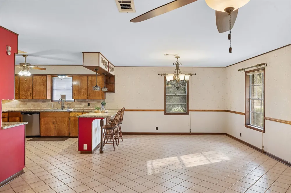 1273 Highway 90a W Sheridan, TX 77475