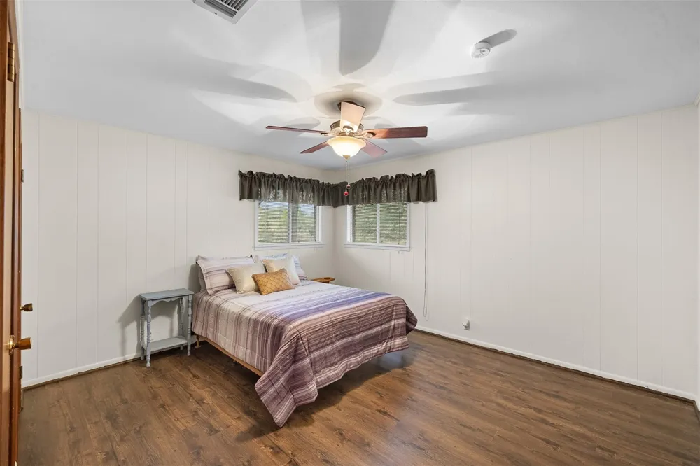 1273 Highway 90a W Sheridan, TX 77475