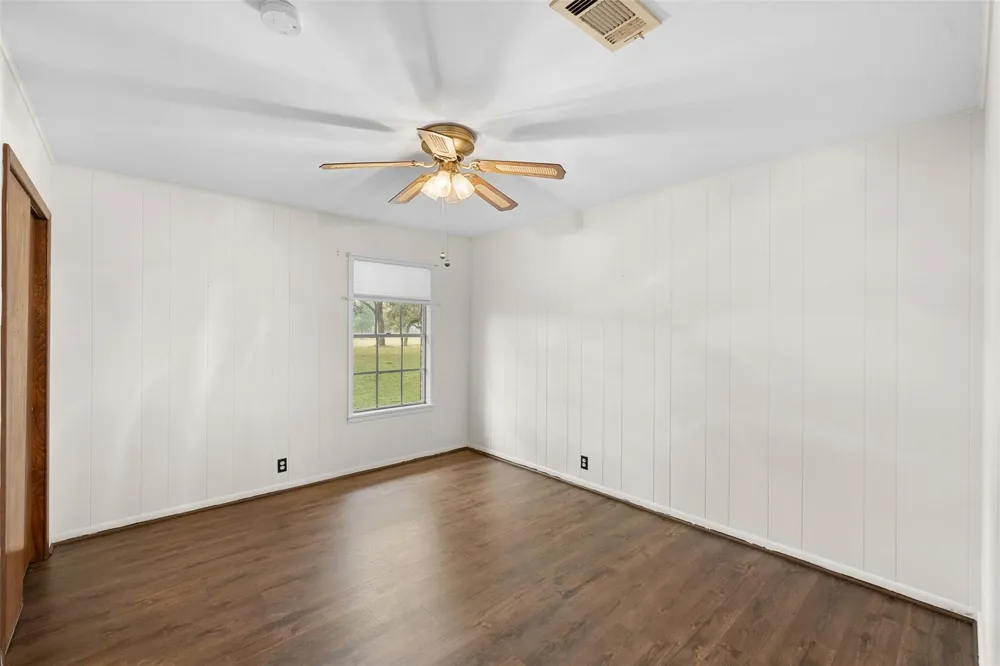 1273 Highway 90a W Sheridan, TX 77475