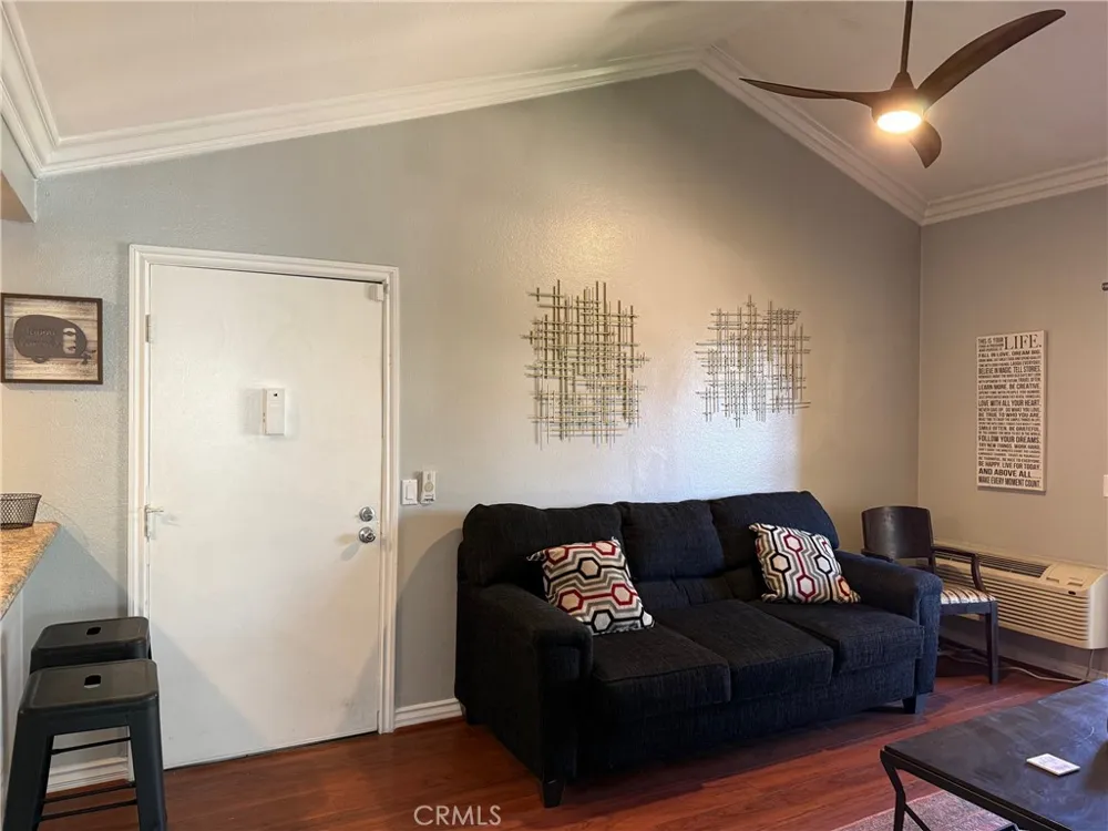 3535 Banbury Drive #88 Riverside, CA 92505