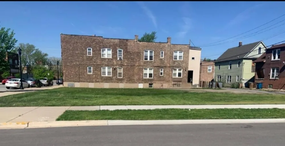1616-20 Broadway Street East Chicago, IN 46312
