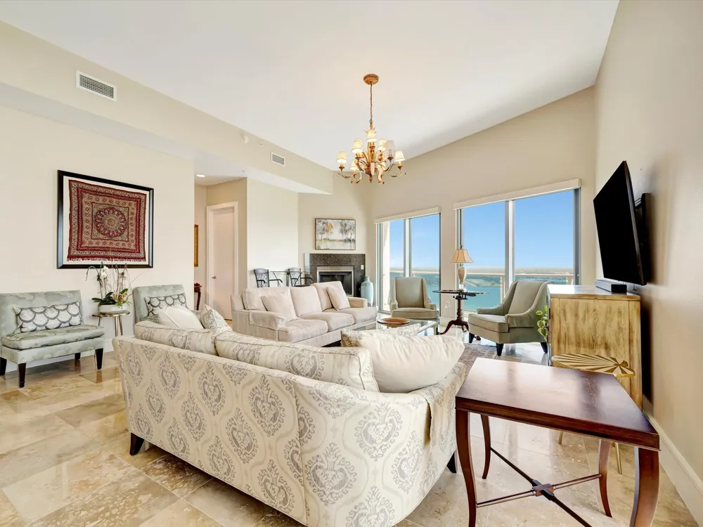 4821 Nasa Parkway #23W Seabrook, TX 77586