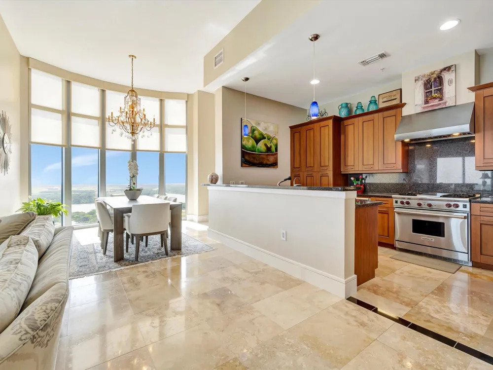 4821 Nasa Parkway #23W Seabrook, TX 77586
