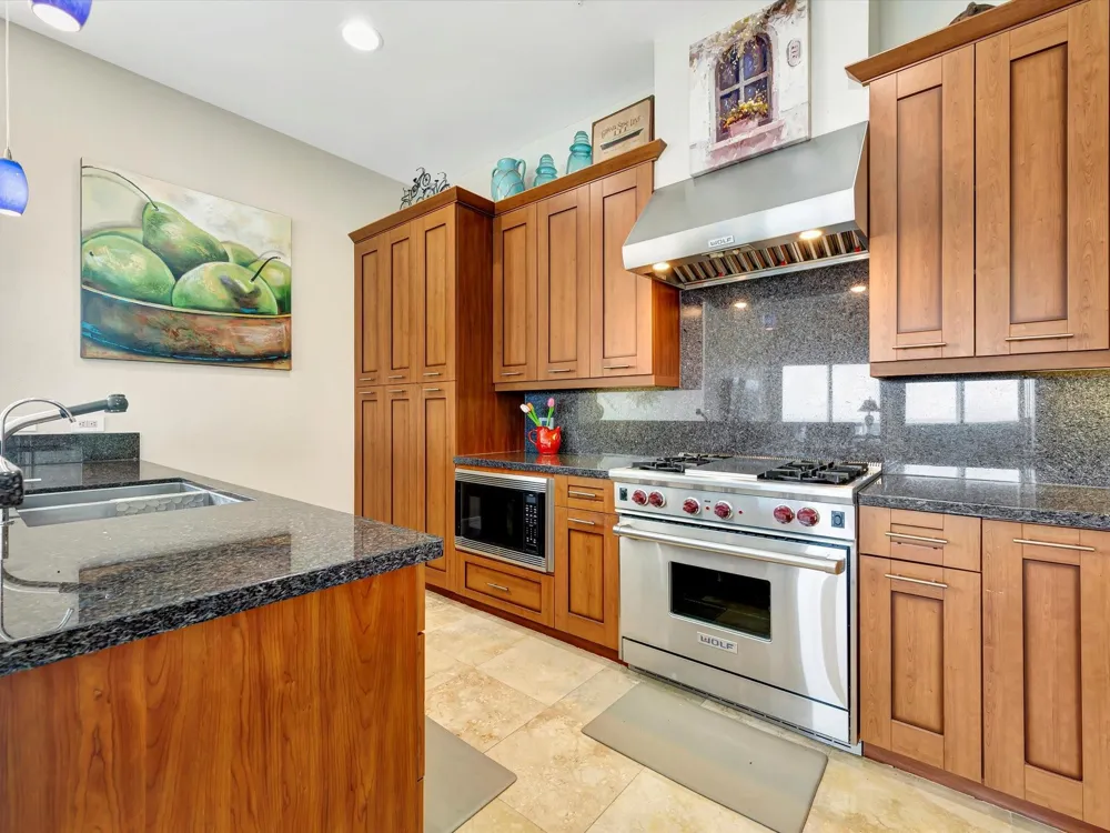 4821 Nasa Parkway #23W Seabrook, TX 77586