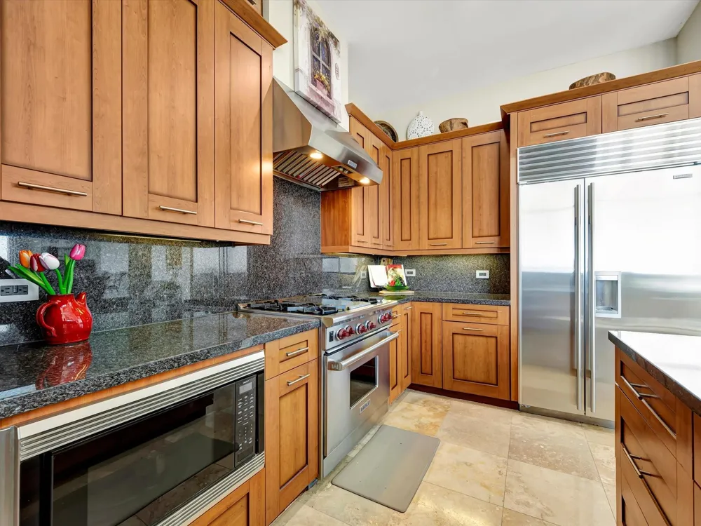 4821 Nasa Parkway #23W Seabrook, TX 77586
