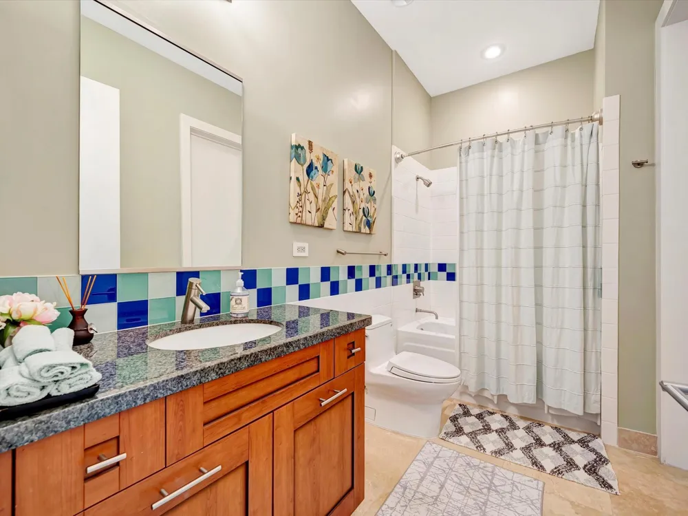 4821 Nasa Parkway #23W Seabrook, TX 77586