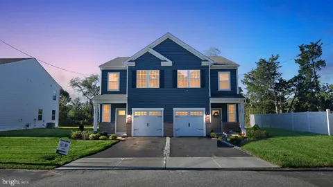 126 W MONTGOMERY AVENUE