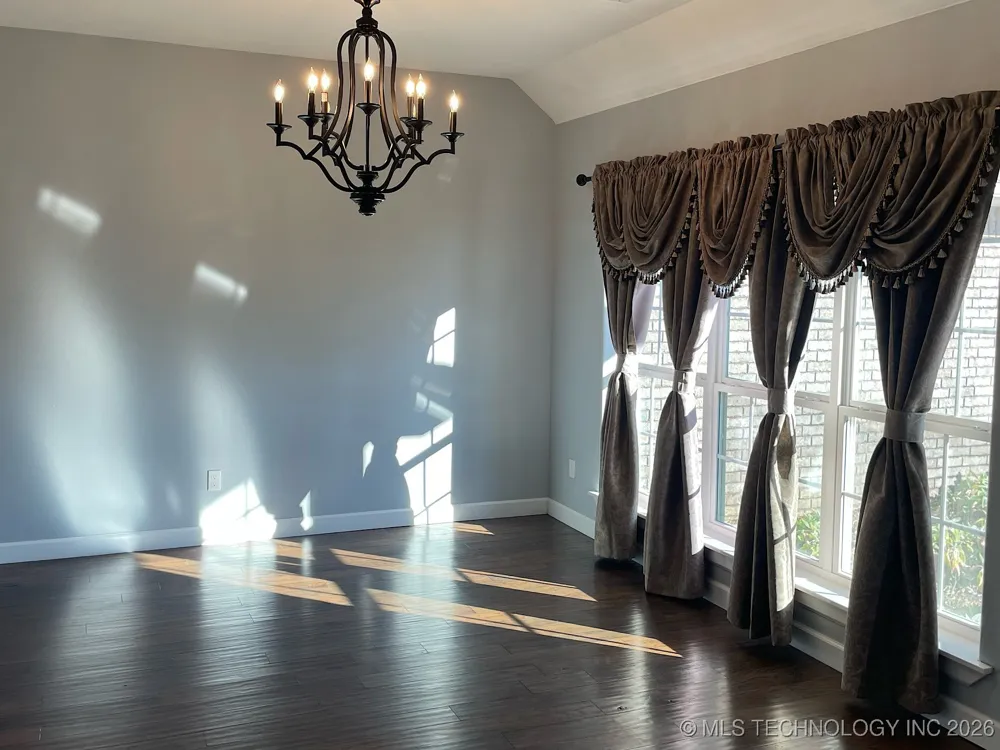 1120 E St Andrews Circle Cushing, OK 74023