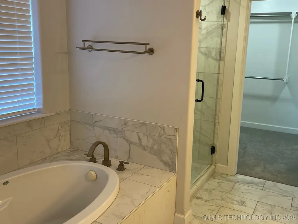 1120 E St Andrews Circle Cushing, OK 74023