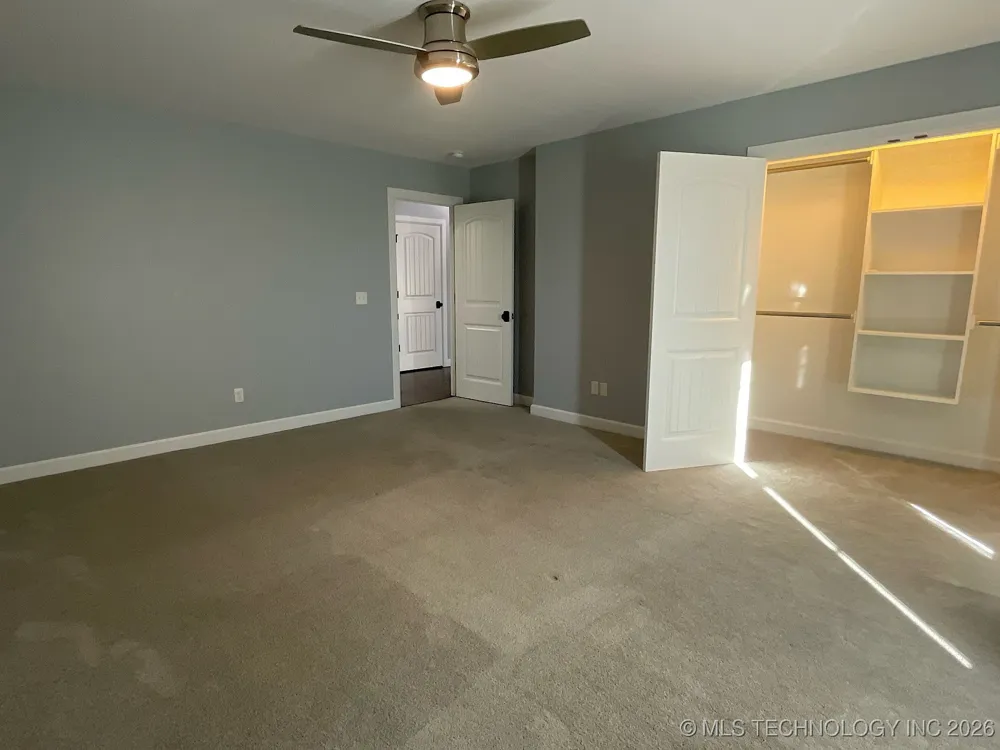 1120 E St Andrews Circle Cushing, OK 74023