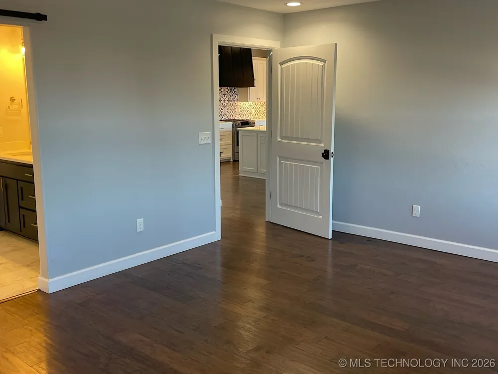 1120 E St Andrews Circle Cushing, OK 74023
