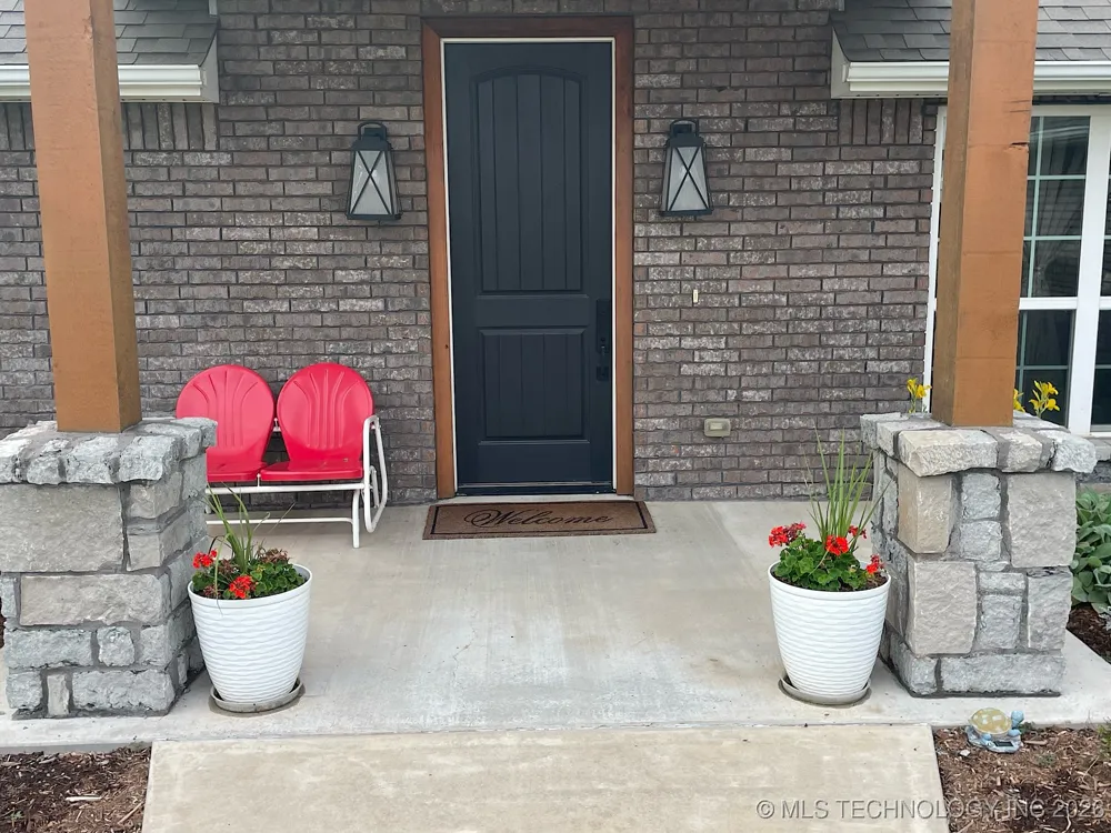 1120 E St Andrews Circle Cushing, OK 74023