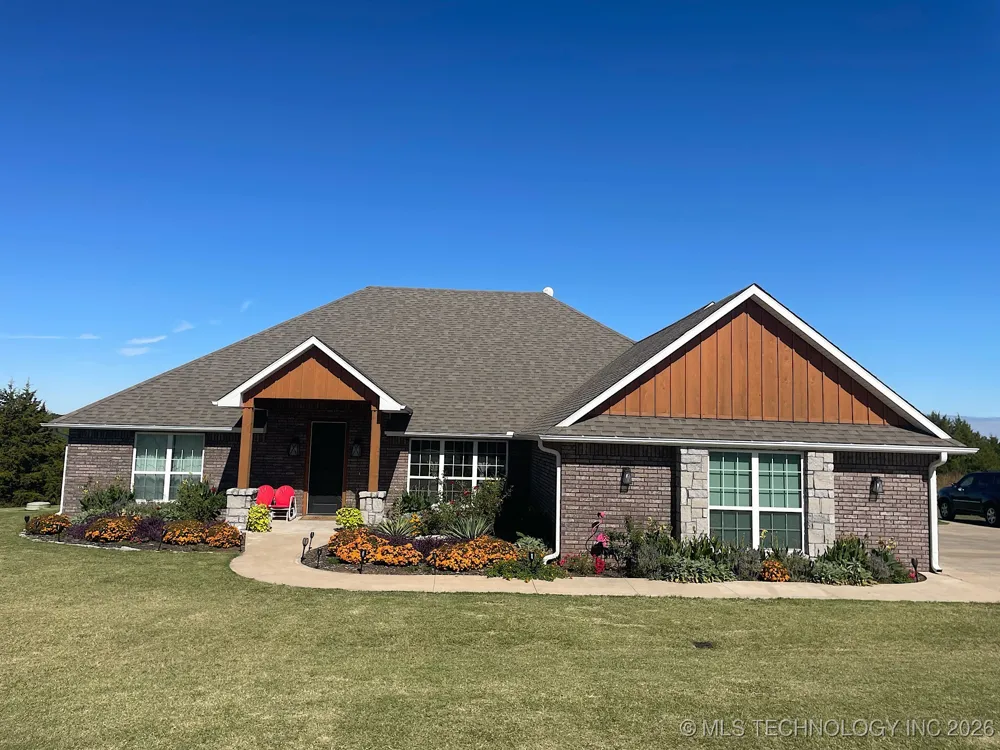 1120 E St Andrews Circle Cushing, OK 74023