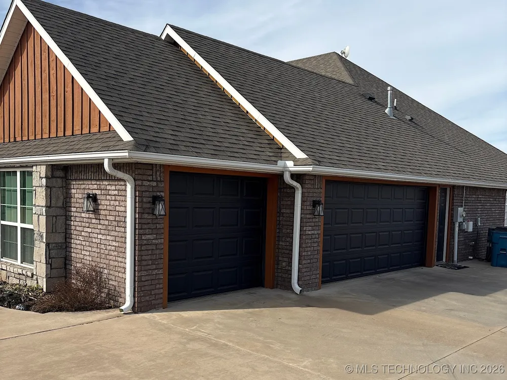 1120 E St Andrews Circle Cushing, OK 74023