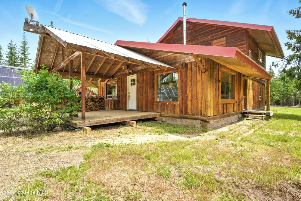 475 Old Range Road Clark Fork, ID 83811