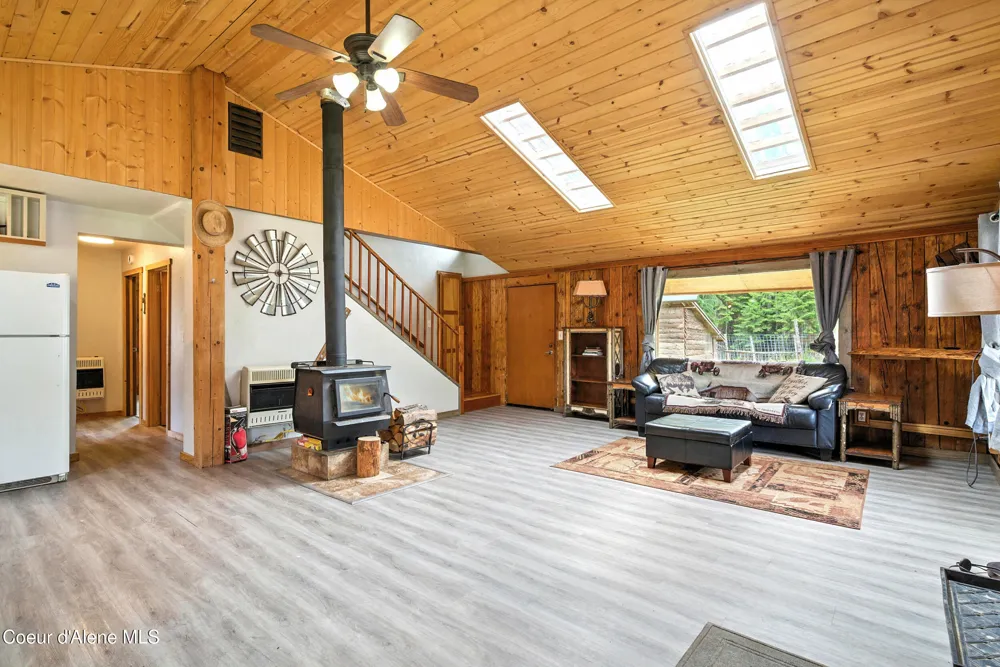 475 Old Range Road Clark Fork, ID 83811
